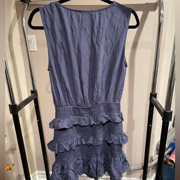sleeveless smocked blue tiered ruffle dress L - Picture 6 of 6